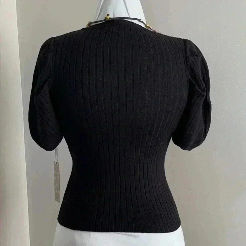 Iris Basic Ribbed Knit Top​​ - Picture 4 of 10